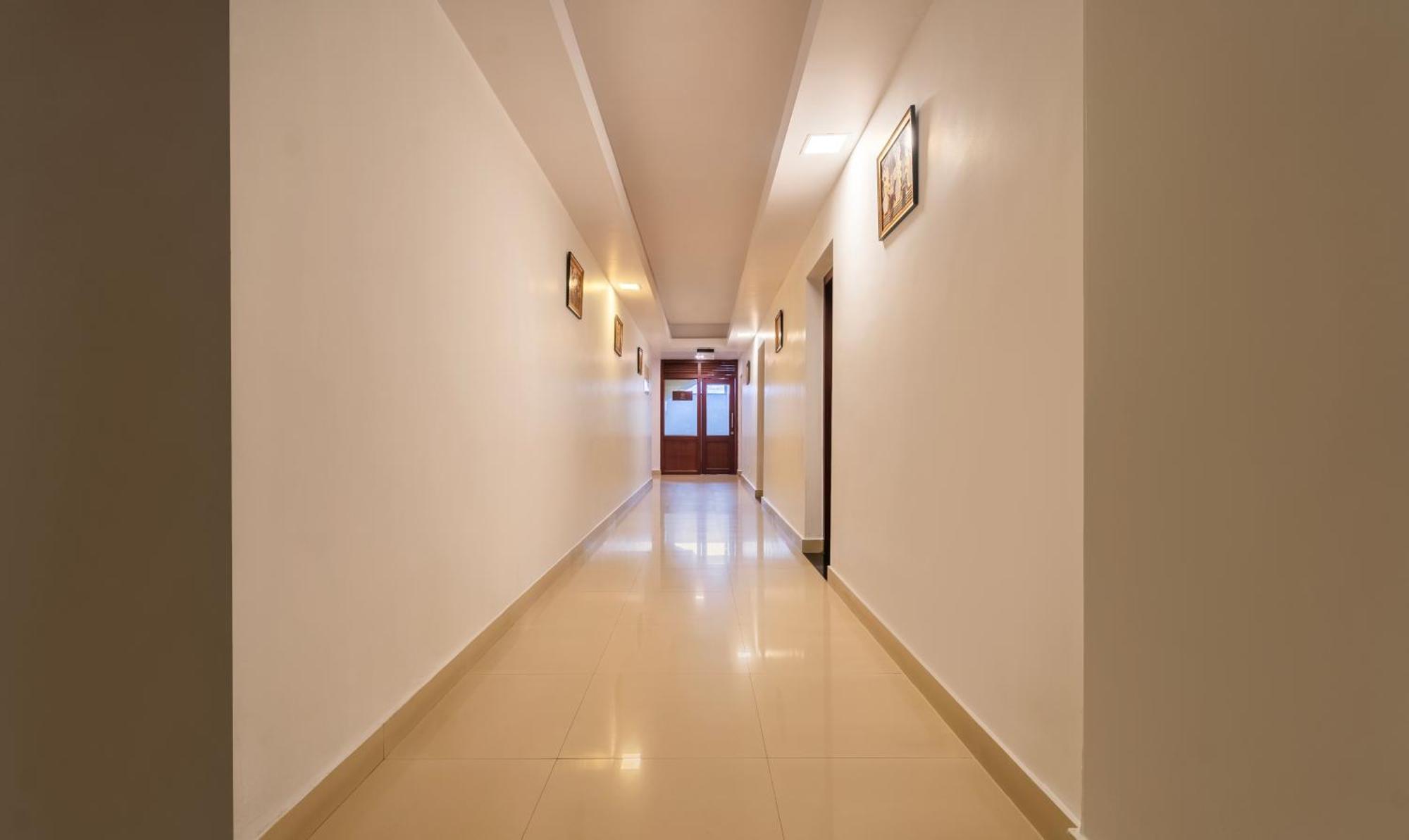 Treebo Central Thrissur エクステリア 写真