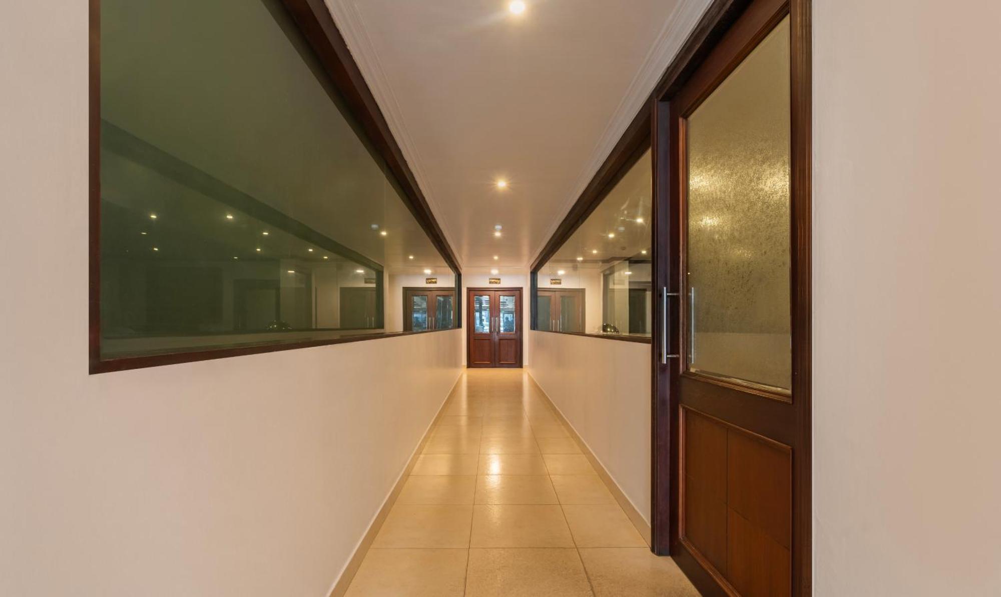 Treebo Central Thrissur エクステリア 写真